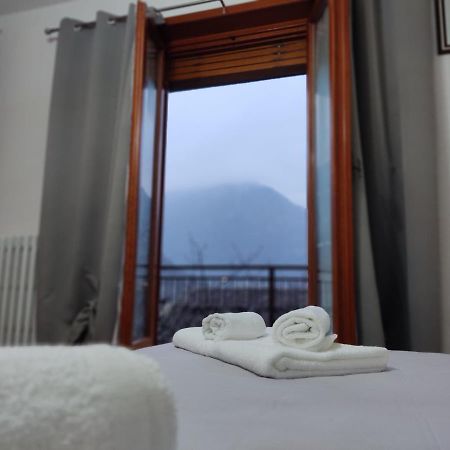 Casa Vacanza Il Corbetto Di Michela & Matteo Locana Екстер'єр фото
