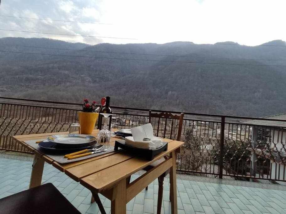 Casa Vacanza Il Corbetto Di Michela & Matteo Locana Екстер'єр фото