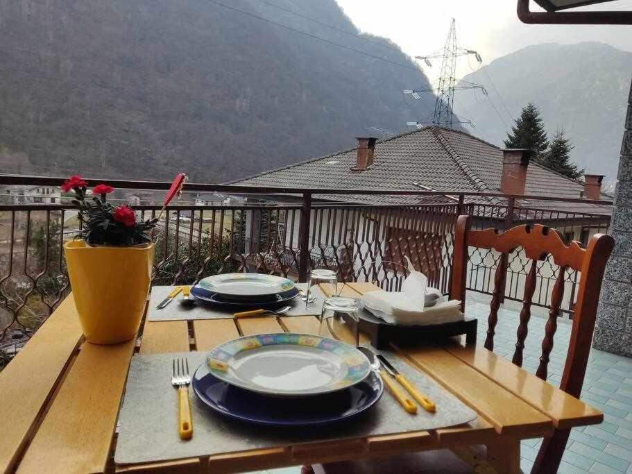 Casa Vacanza Il Corbetto Di Michela & Matteo Locana Екстер'єр фото